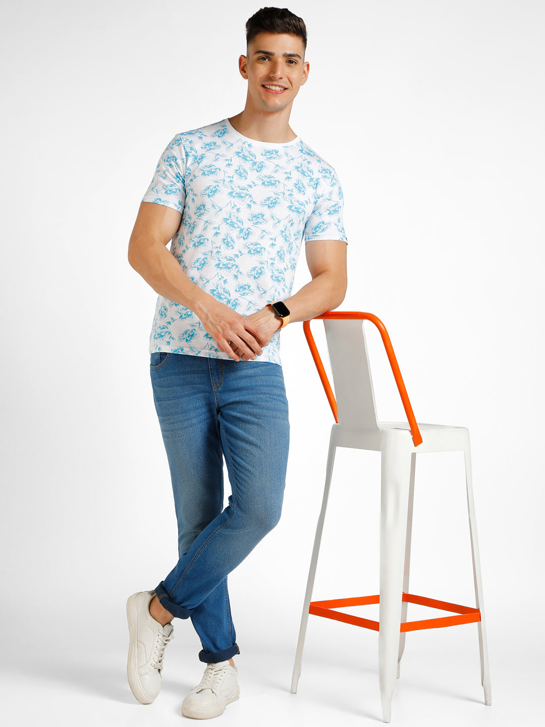 Men's White Printed Round Neck Half Sleeve Slim Fit Cotton T-Shirt