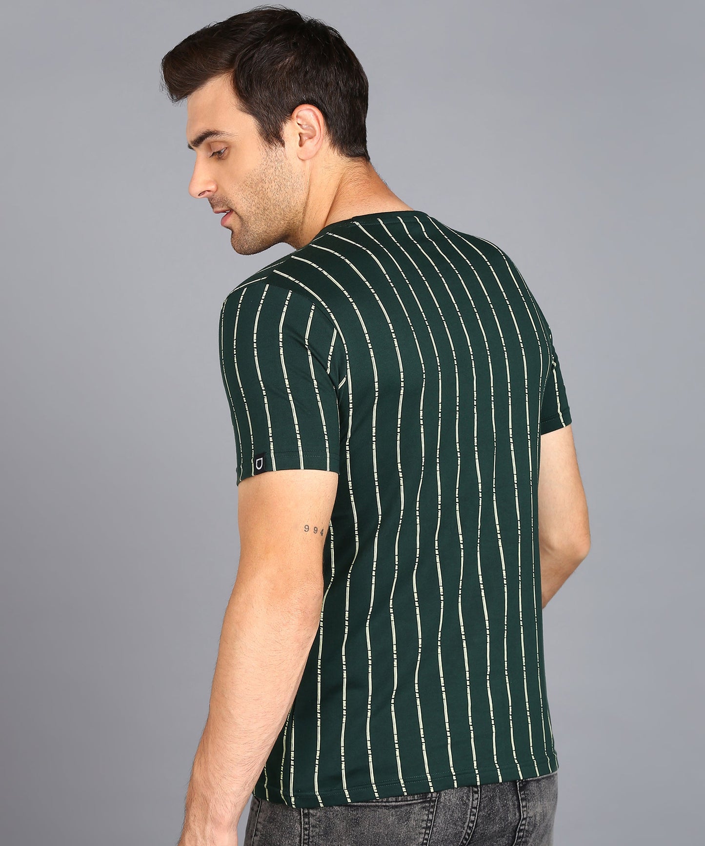 Men's Green Printed Round Neck Half Sleeve Slim Fit Cotton T-Shirt