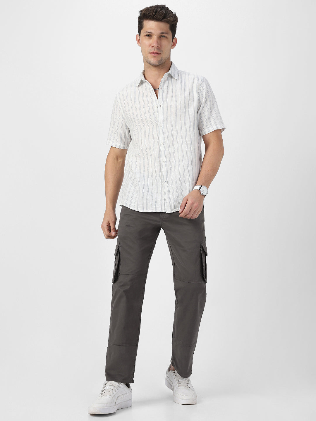 Men's Dark Grey Regular Fit Solid Cargo Chino Pant with 6 Pockets