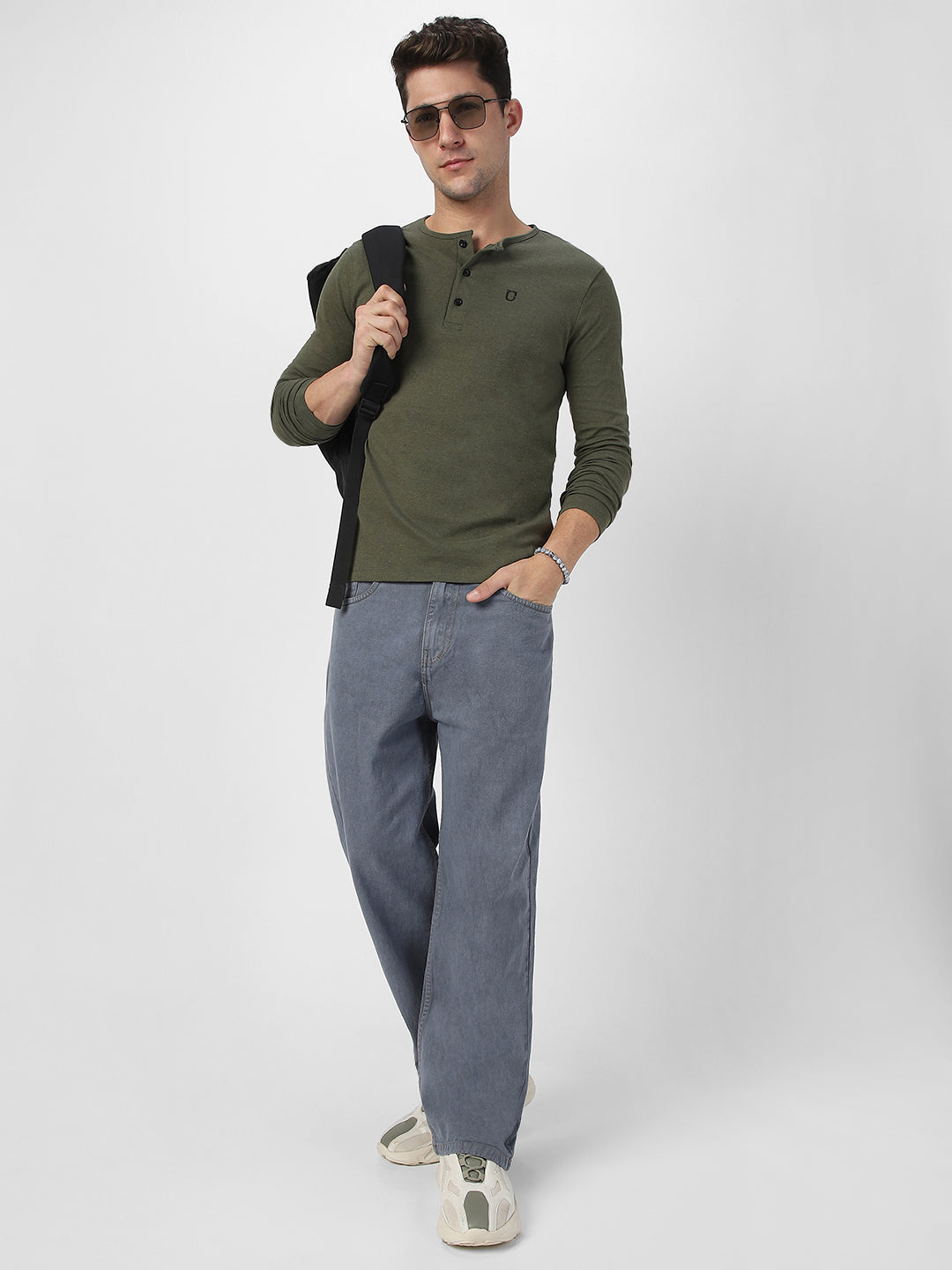 Men's Dark Olive Green Solid Henley Neck Slim Fit Full Sleeve Cotton T-Shirt