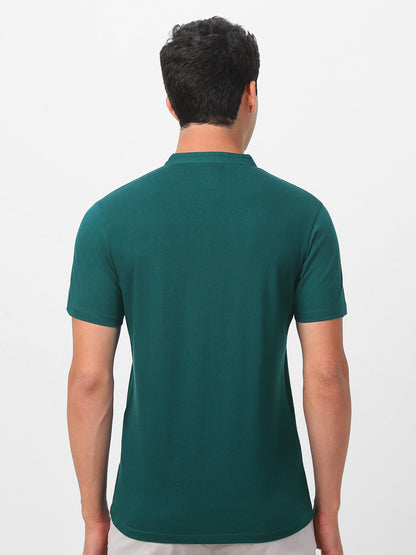 Men's Dark Green Solid Mandarin Collar Slim Fit Cotton T-Shirt
