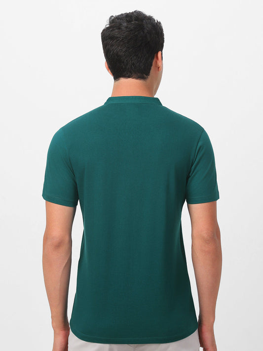 Men's Dark Green Solid Mandarin Collar Slim Fit Cotton T-Shirt