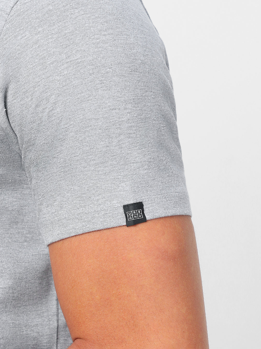 Men's Grey Melange Solid Mandarin Collar Slim Fit Half Sleeve Cotton T-Shirt