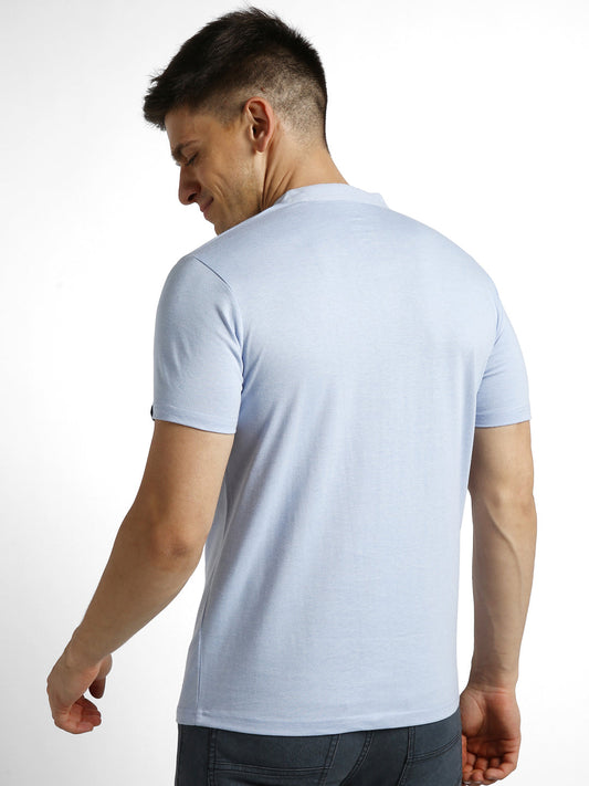 Men's Sky Blue Melange Solid Mandarin Collar Slim Fit Half Sleeve Cotton T-Shirt