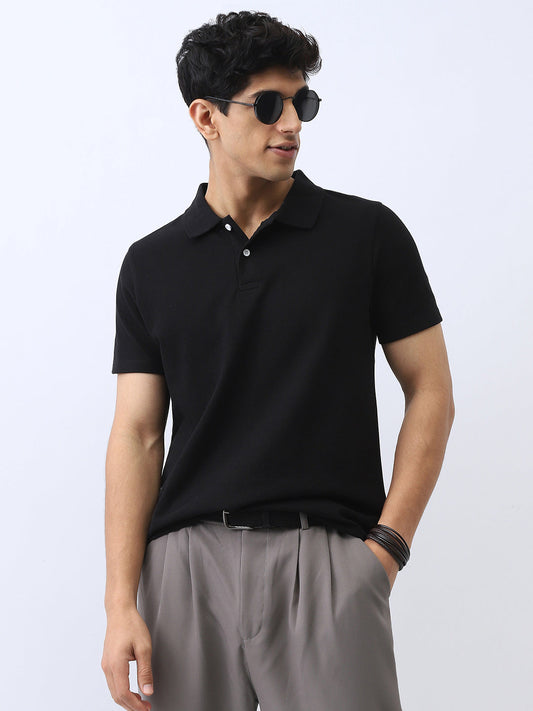 Men's Black Solid Regular Fit Half Sleeve Cotton Polo T-Shirt