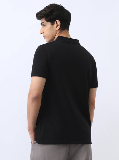 Men's Black Solid Regular Fit Half Sleeve Cotton Polo T-Shirt