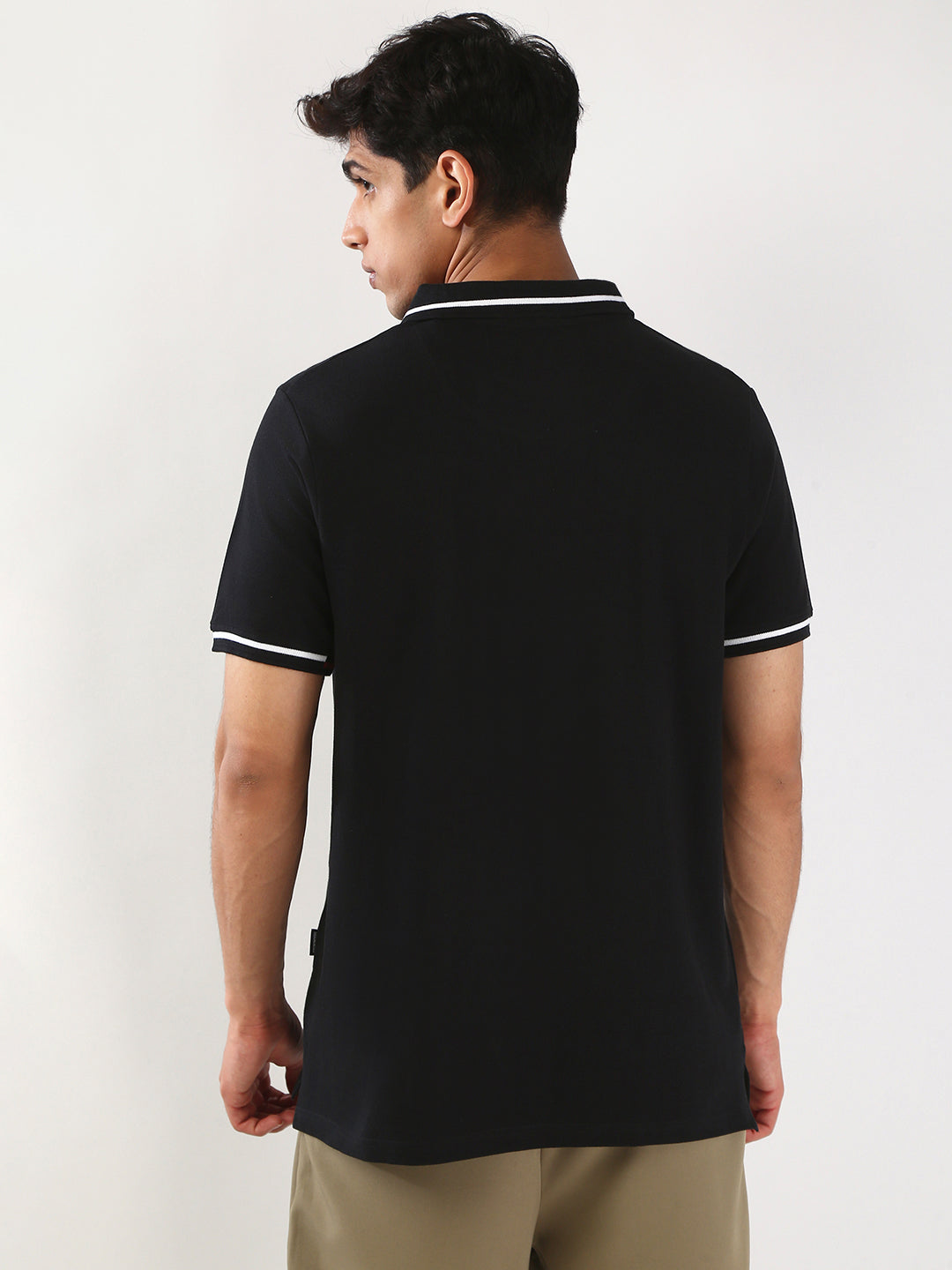 Men's Black Solid Regular Fit Half Sleeve Cotton Polo T-Shirt