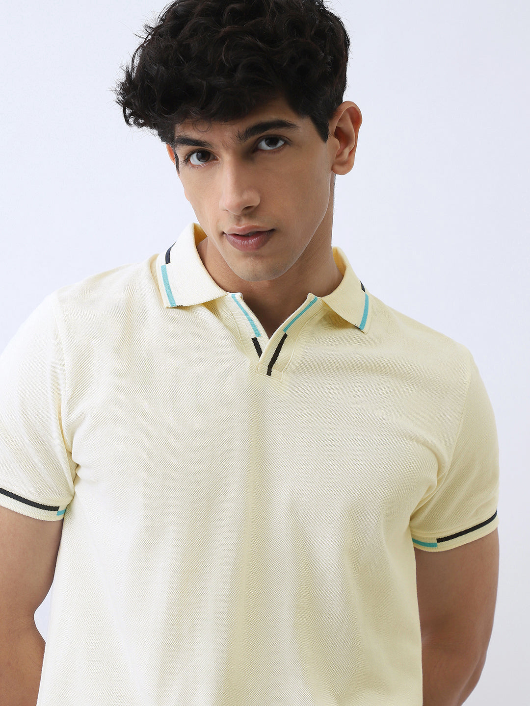 Men's White Solid Regular Fit Half Sleeve Cotton Polo T-Shirt