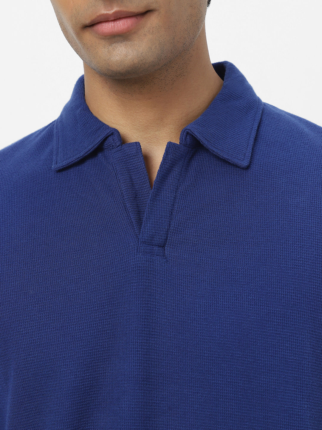 Men's Blue Textured Regular Fit Half Sleeve Cotton Polo T-Shirt