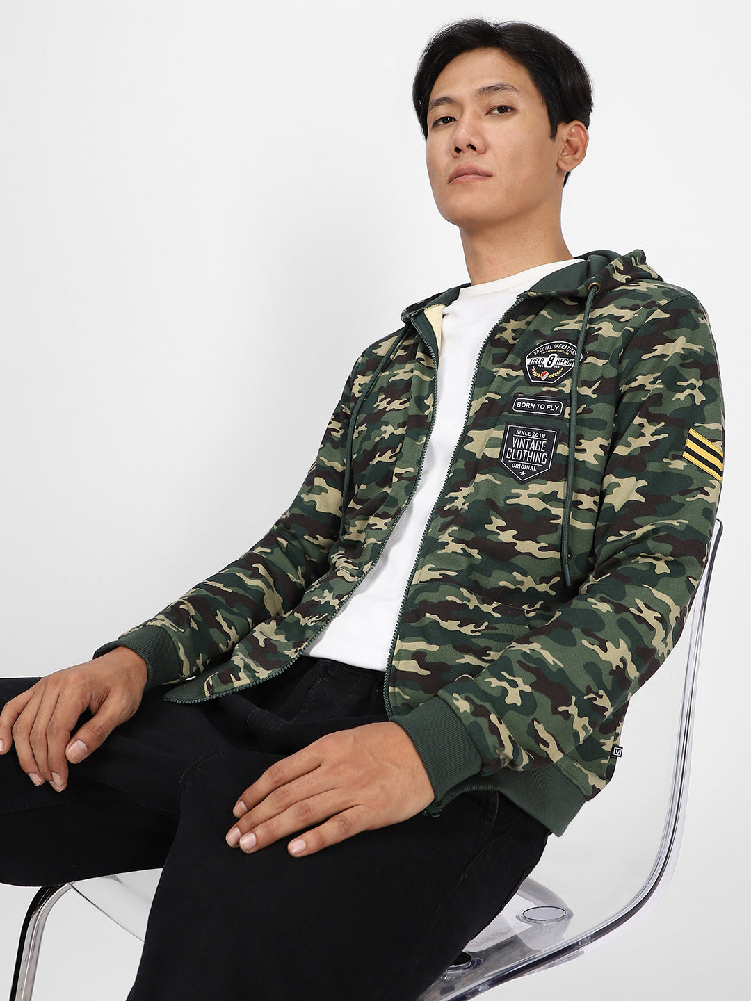 Men's Green Cotton Camouflage Printed Hooded Neck Sweatshirt
