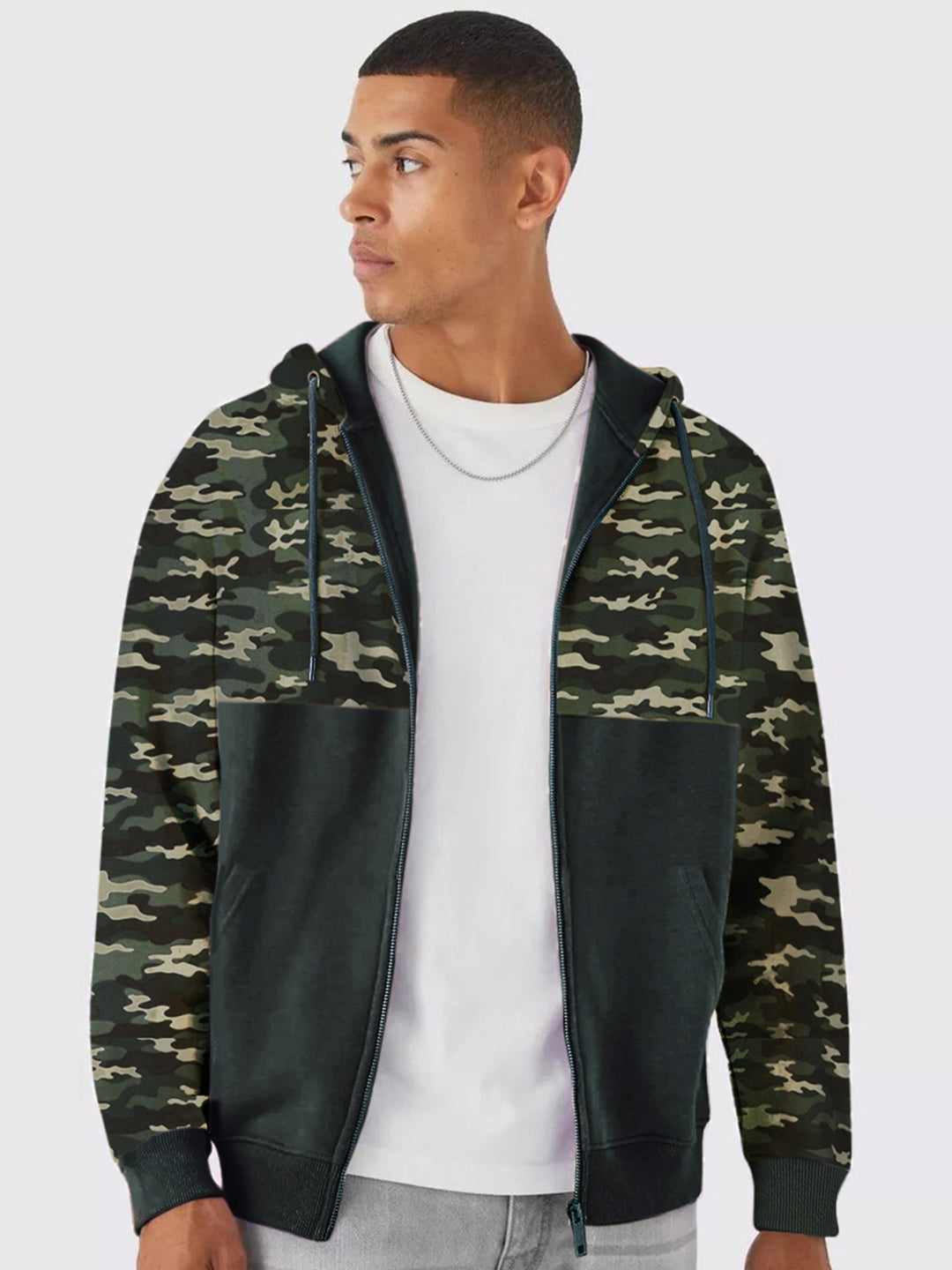 Men's Green Cotton Camouflage Printed Hooded Neck Sweatshirt